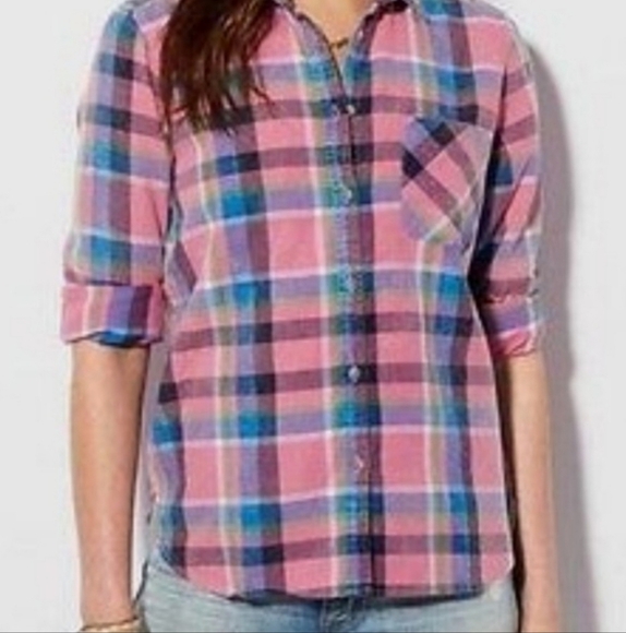 American Eagle Outfitters Tops - American Eagle Outfitters Multicolor Plaid Shirt